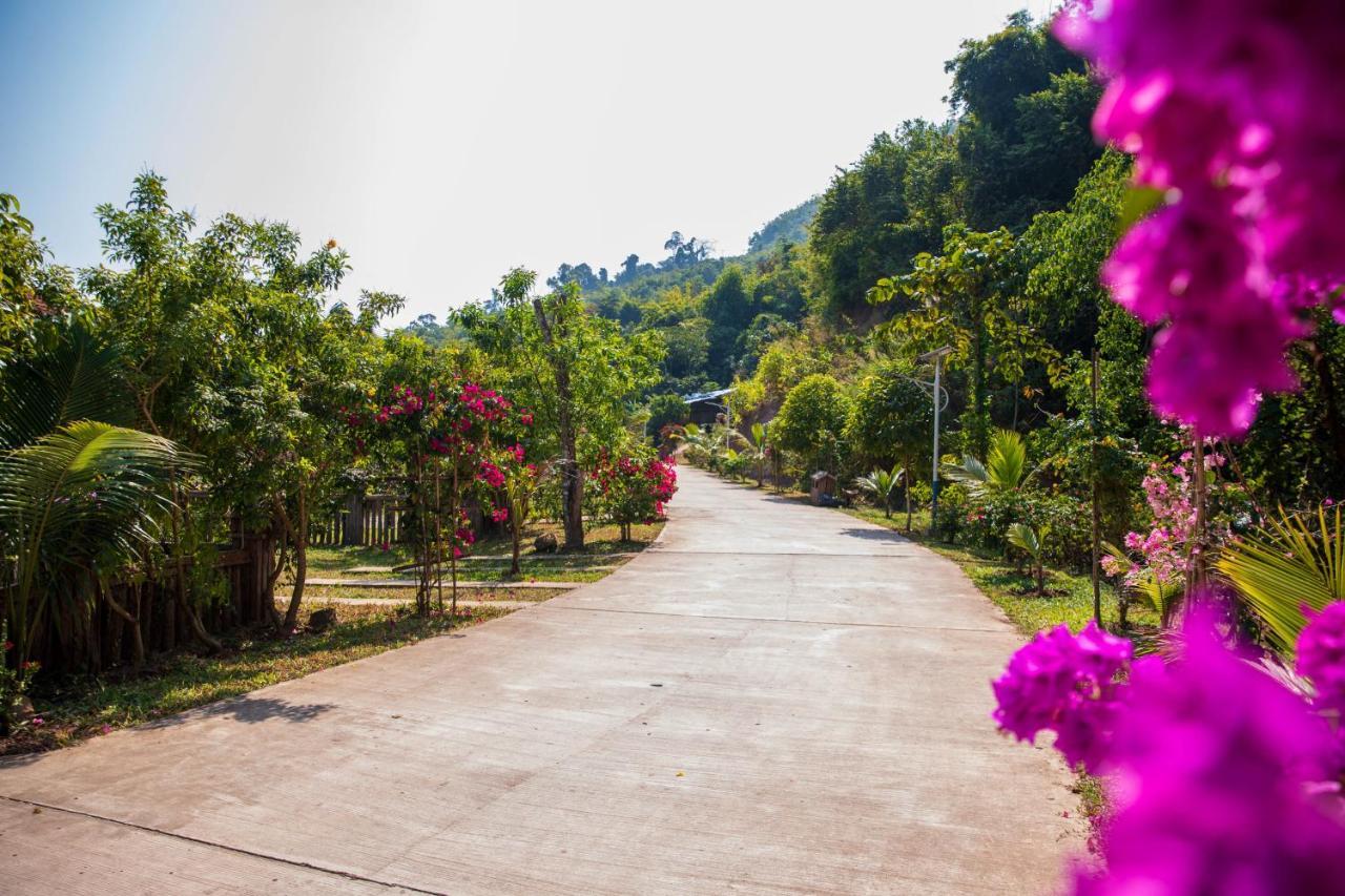 Dansavanh Namngum Resort Ban Keun Zewnętrze zdjęcie