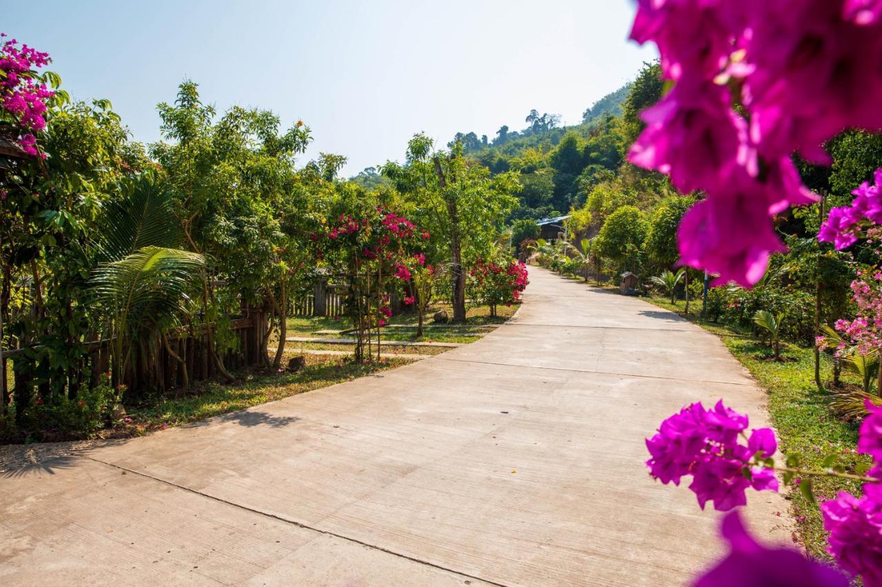 Dansavanh Namngum Resort Ban Keun Zewnętrze zdjęcie